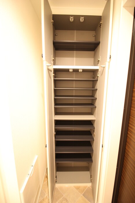 物件内観写真19　(靴箱)