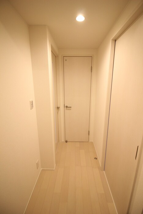 物件内観写真20　(廊下)