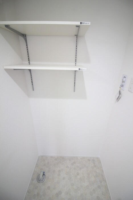 物件内観写真21　(洗濯機置場)