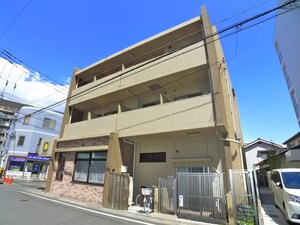 ハミングバード外観写真