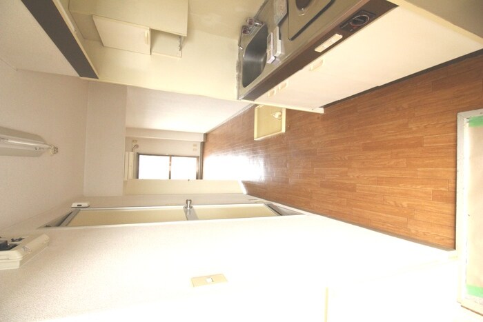 物件内観写真18　(廊下)