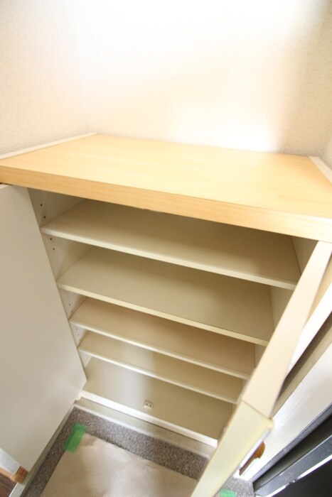 物件内観写真18　(靴箱)