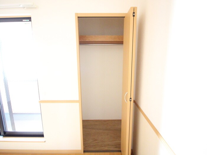 物件内観写真11　(収納)