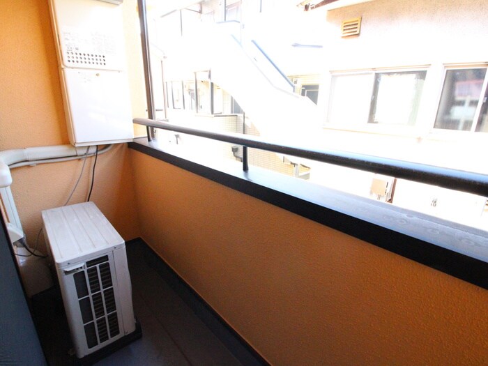 物件内観写真17　(ベランダ・バルコニー)