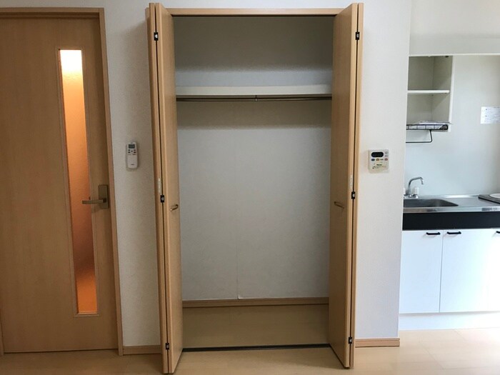 物件内観写真9　(収納)