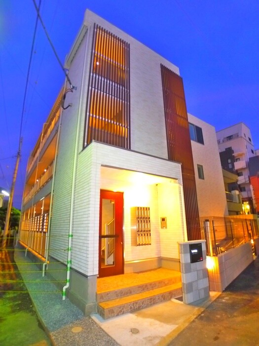 物件外観写真6　(外観写真)