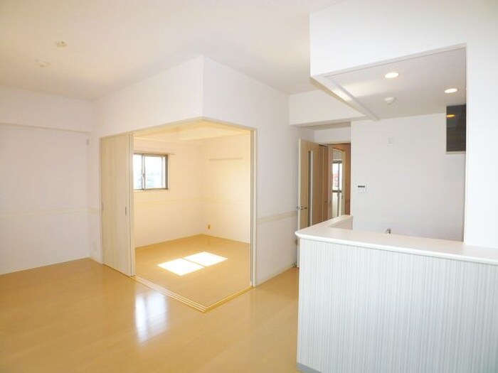 物件内観写真8　(内観写真)