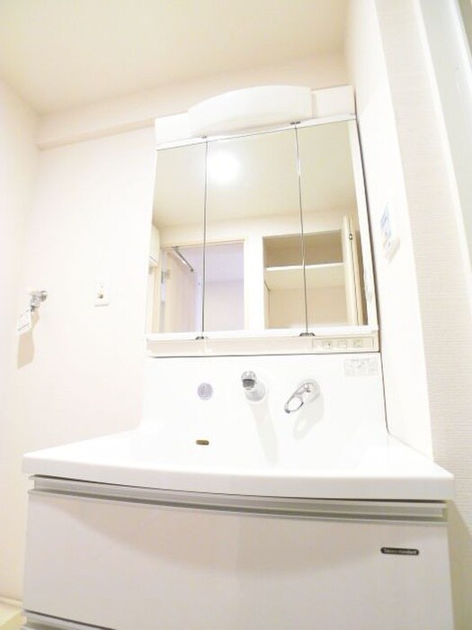 物件内観写真11　(洗面)