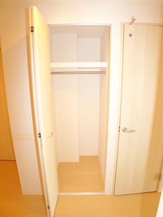 物件内観写真11　(収納)