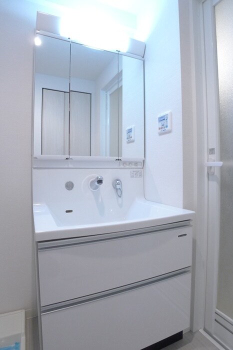 物件内観写真15　(洗面)
