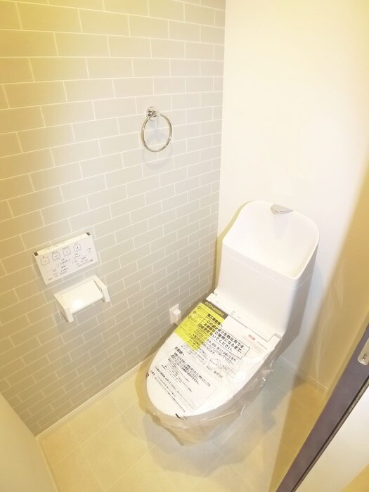 物件内観写真16　(トイレ)