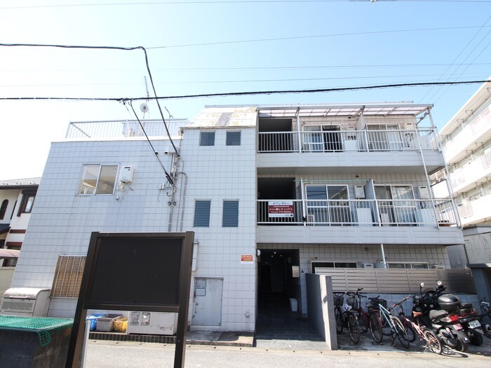 物件外観写真6　(外観写真)