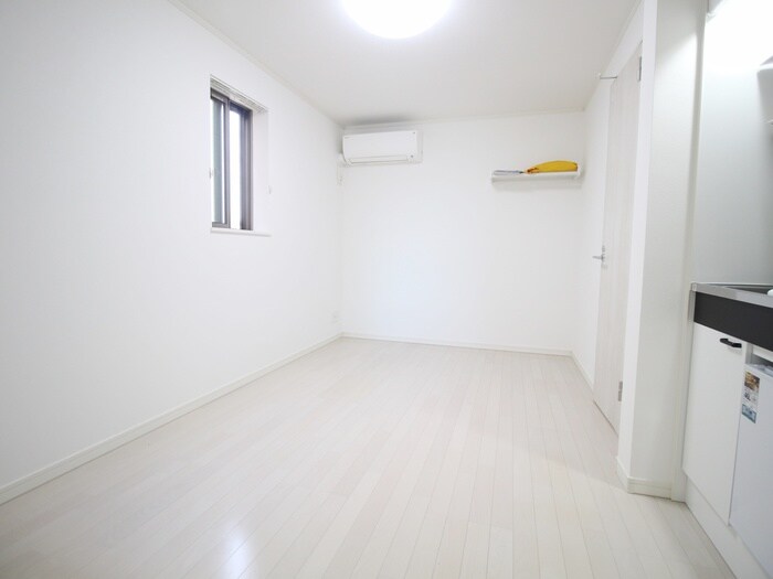 物件内観写真19　(居室)