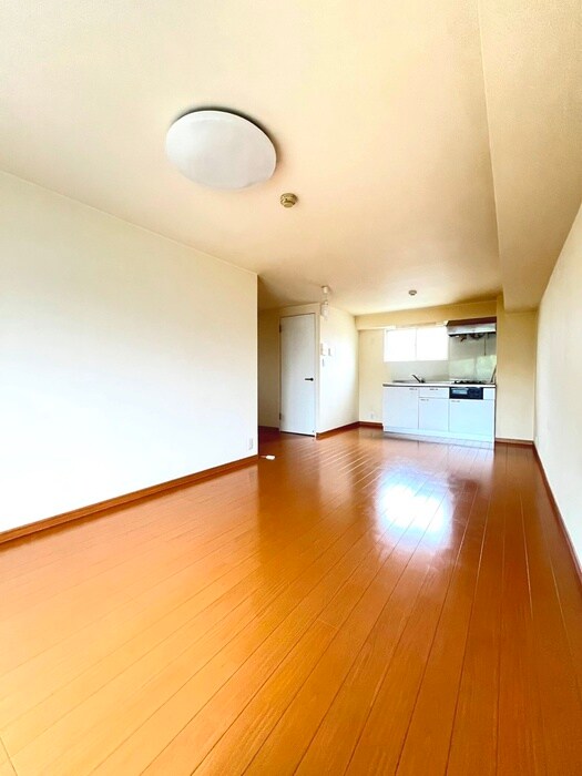 物件内観写真6　(居室)