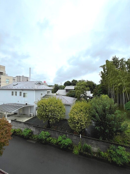 物件内観写真19　(室内からの展望)