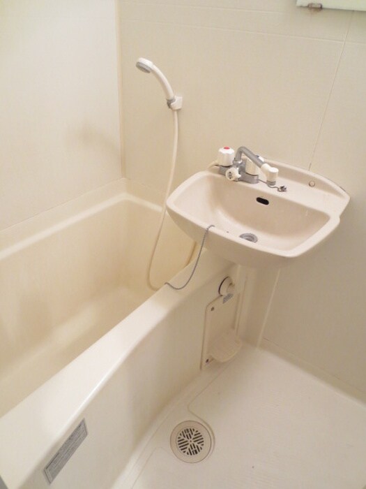 物件内観写真8　(バス／シャワールーム等)