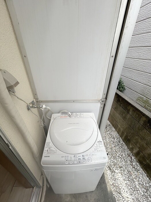 物件内観写真11　(洗濯機置場)