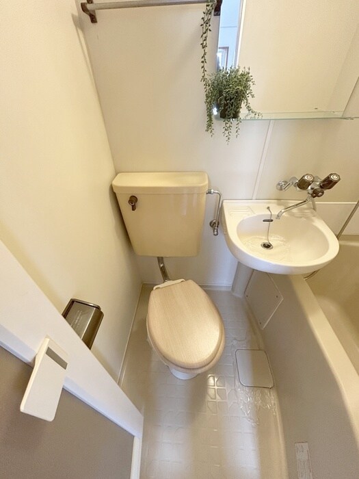 物件内観写真19　(トイレ)