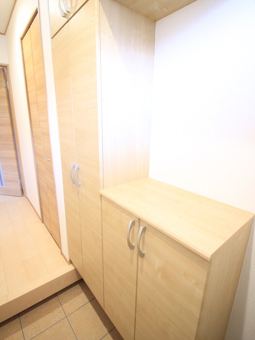 物件内観写真18　(靴箱)