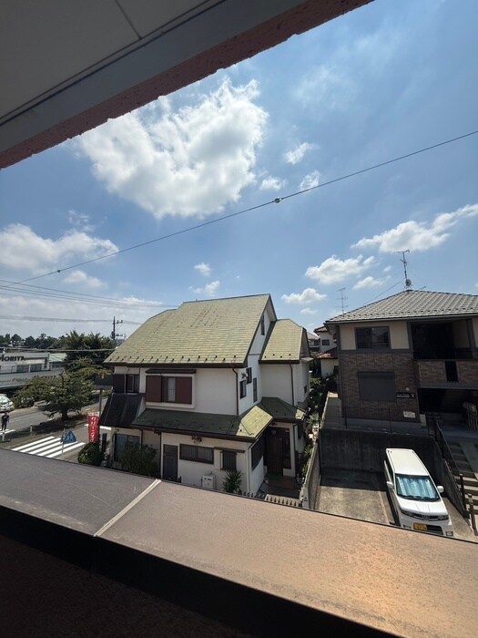 物件内観写真16　(室内からの展望)