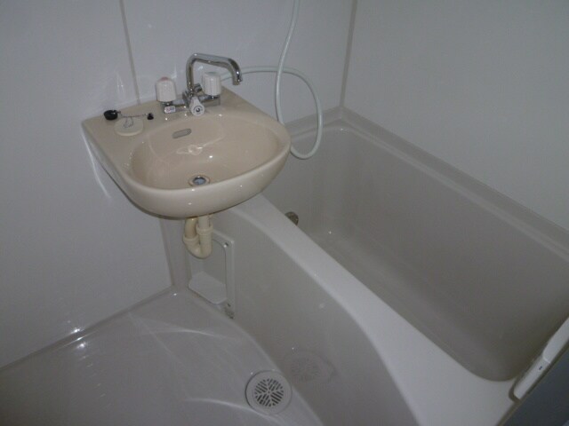 物件内観写真9　(バス／シャワールーム等)