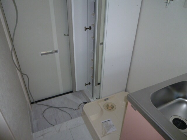 物件内観写真11　(靴箱)