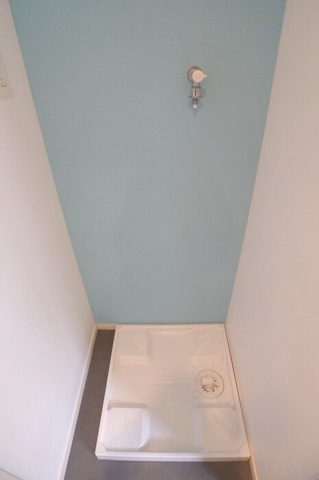 物件内観写真12　(洗濯機置場)