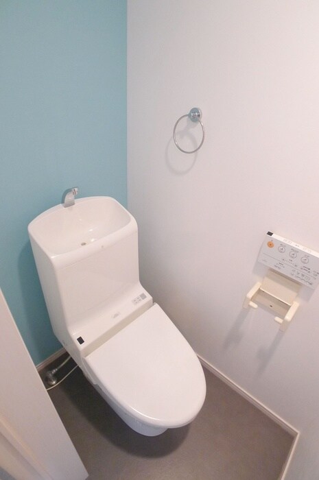 物件内観写真13　(トイレ)