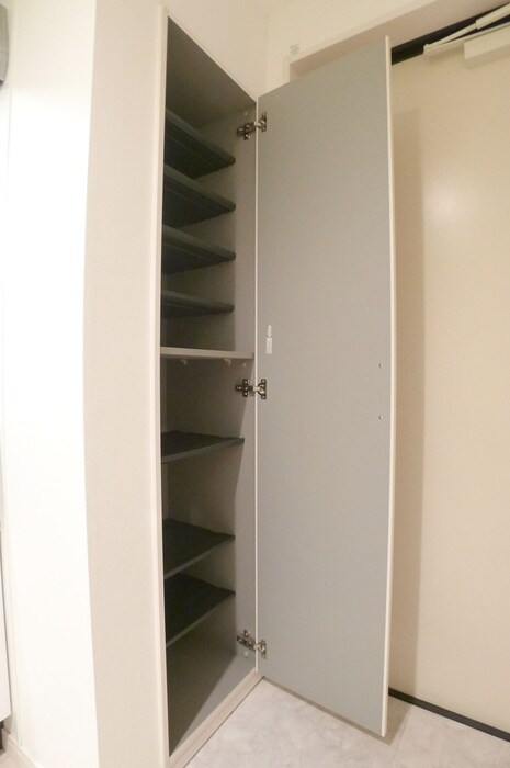 物件内観写真18　(靴箱)