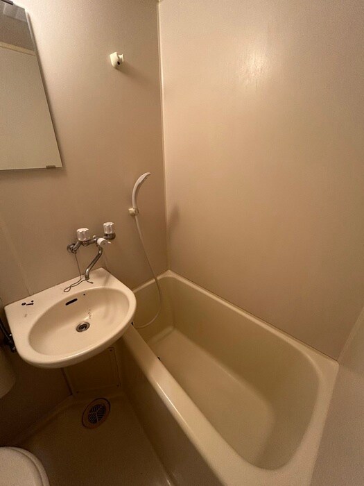 物件内観写真12　(バス／シャワールーム等)