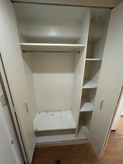 物件内観写真16　(収納)