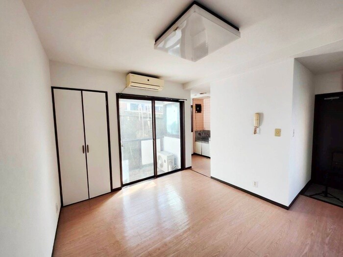 物件内観写真9　(居室)