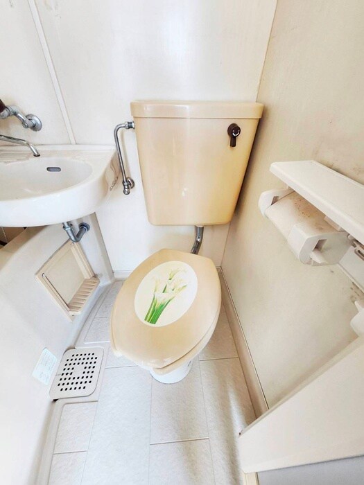 物件内観写真13　(トイレ)