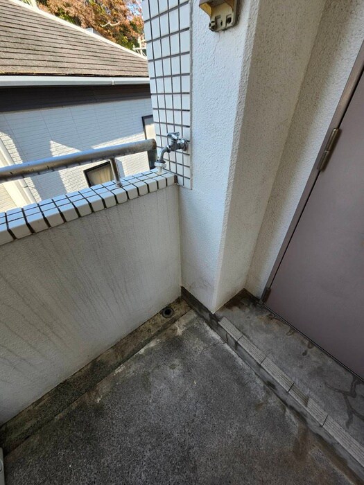 物件内観写真14　(洗濯機置場)