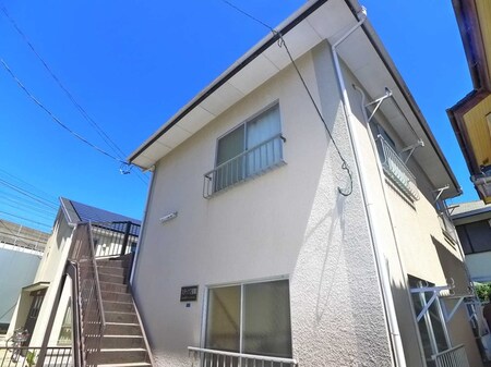 ｽﾃｯﾌﾟ２番館Ｎ．Ｊ中沢ｱﾊﾟｰﾄﾒﾝﾄ外観写真