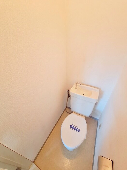 物件内観写真15　(トイレ)