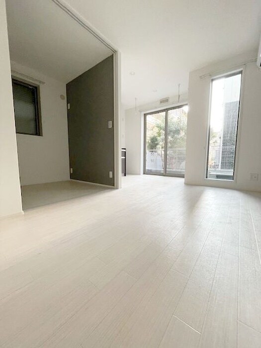 物件内観写真9　(居室)