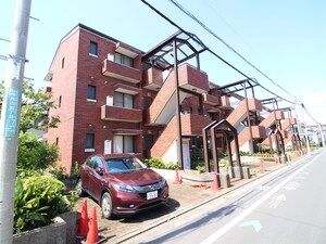 アーバンドエル烏山外観写真