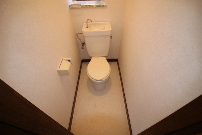 物件内観写真8　(トイレ)