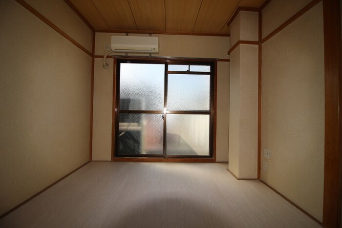 物件内観写真14　(居室)