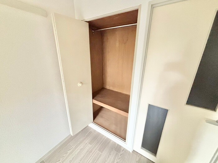 物件内観写真12　(収納)