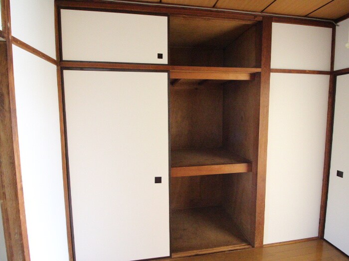 物件内観写真13　(収納)