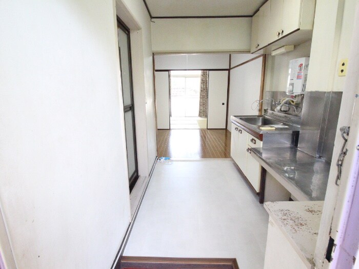 物件内観写真15　(廊下)