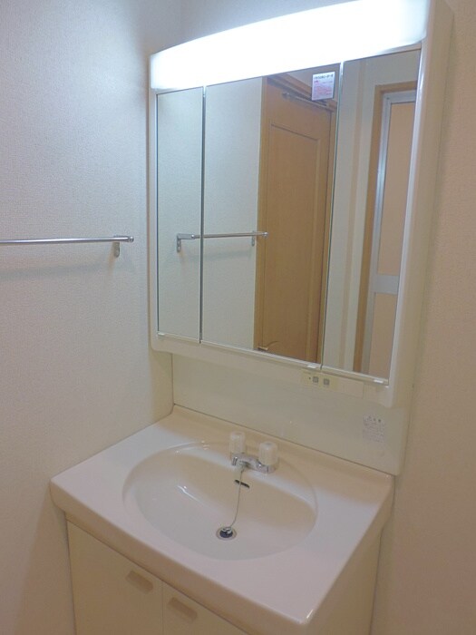 物件内観写真13　(洗面)