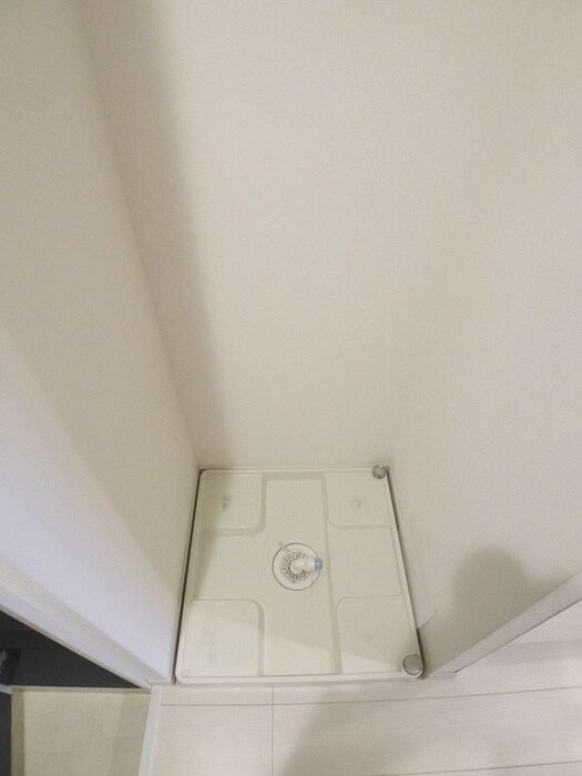 物件内観写真17　(洗濯機置場)