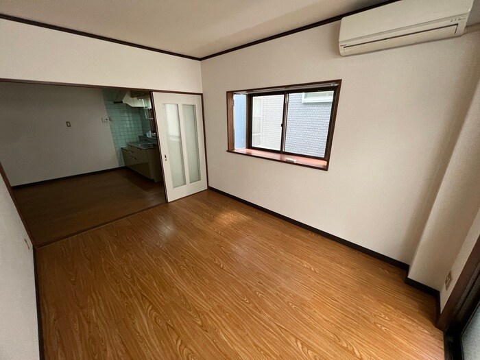 物件内観写真8　(居室)