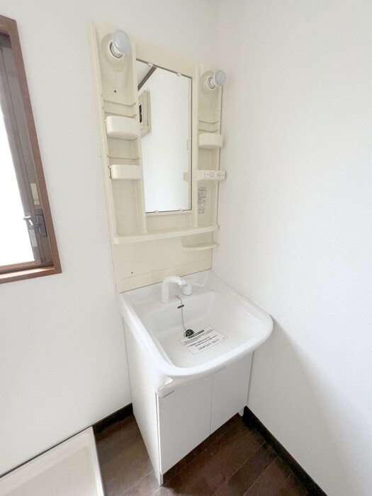 物件内観写真14　(洗面)