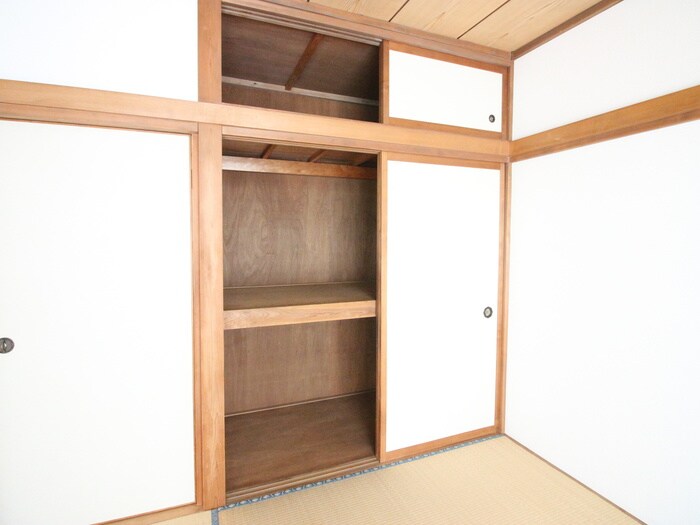 物件内観写真16　(収納)