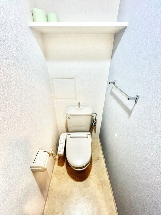 物件内観写真13　(トイレ)