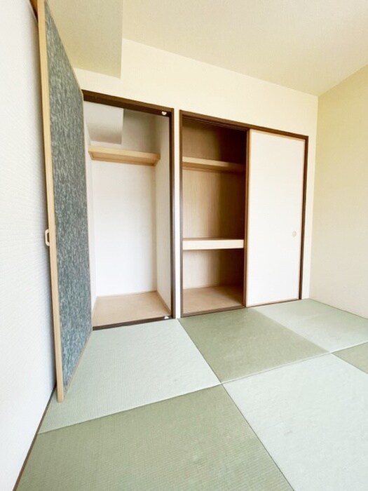 物件内観写真15　(収納)